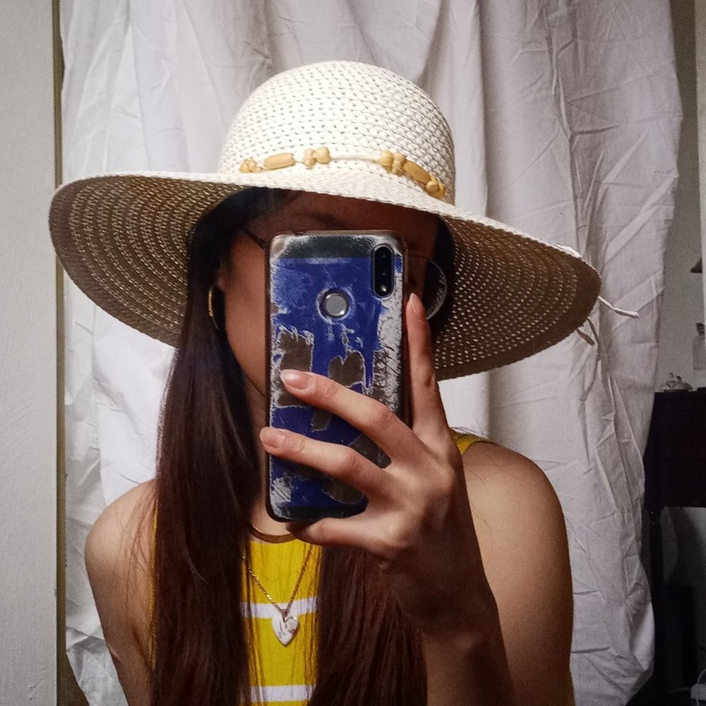 Vintage // Straw Hat with Wooden Beads